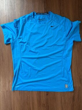 Nike Men’s Short Sleeve Performance Tee - Bright Blue